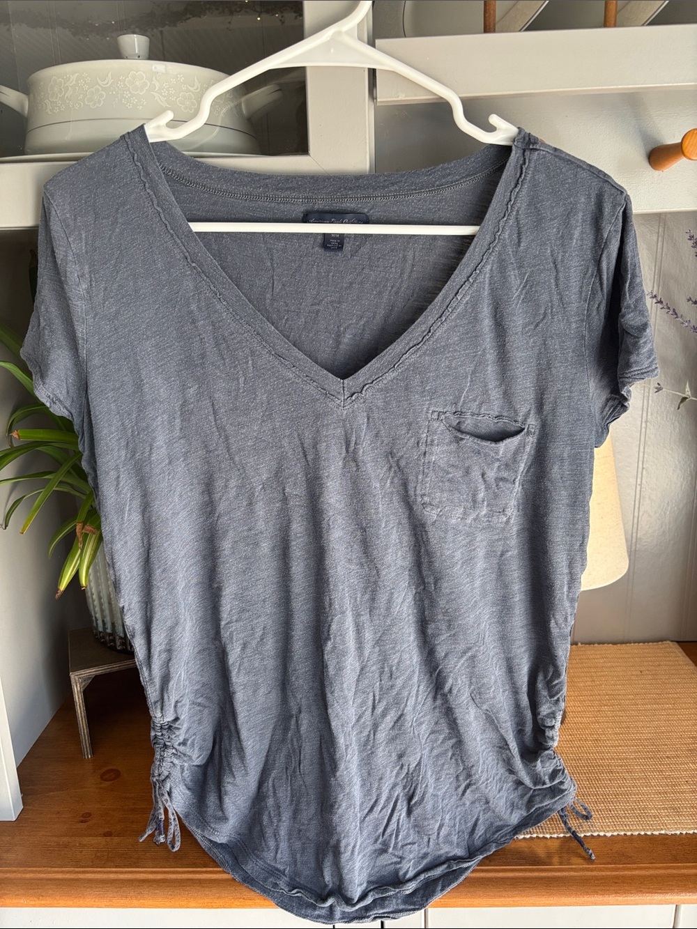American Eagle navy/gray top size M